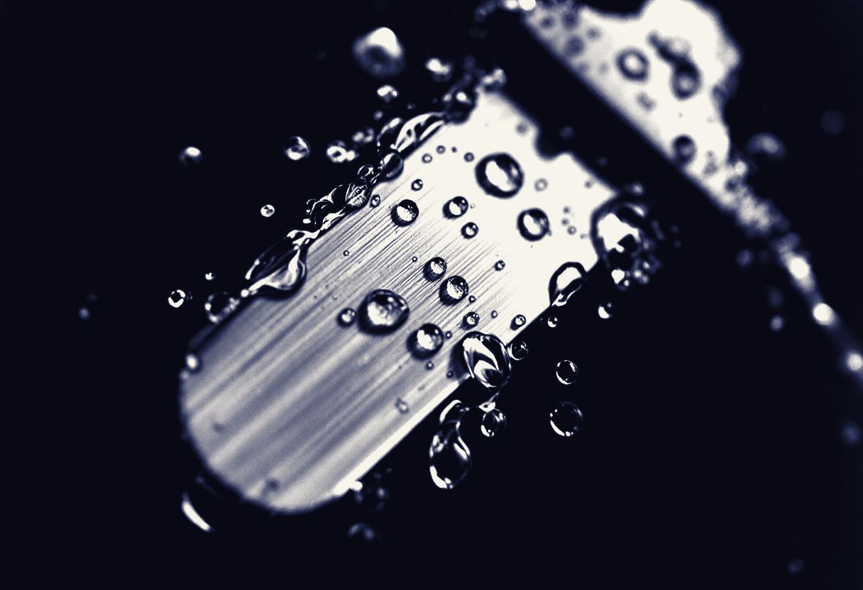 A blade edge at extreme magnification